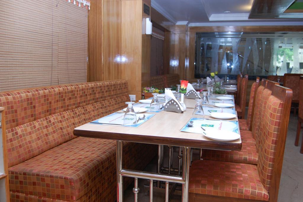 Hotel Sona'S Tiruchirappalli 외부 사진