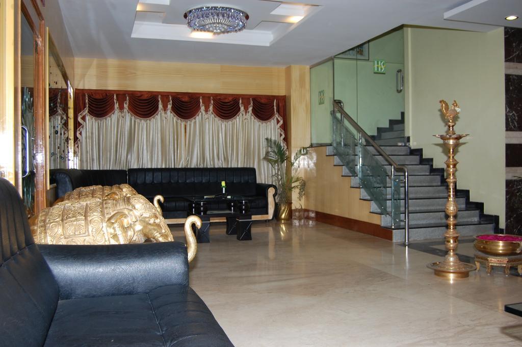 Hotel Sona'S Tiruchirappalli 외부 사진
