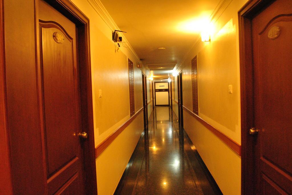 Hotel Sona'S Tiruchirappalli 외부 사진