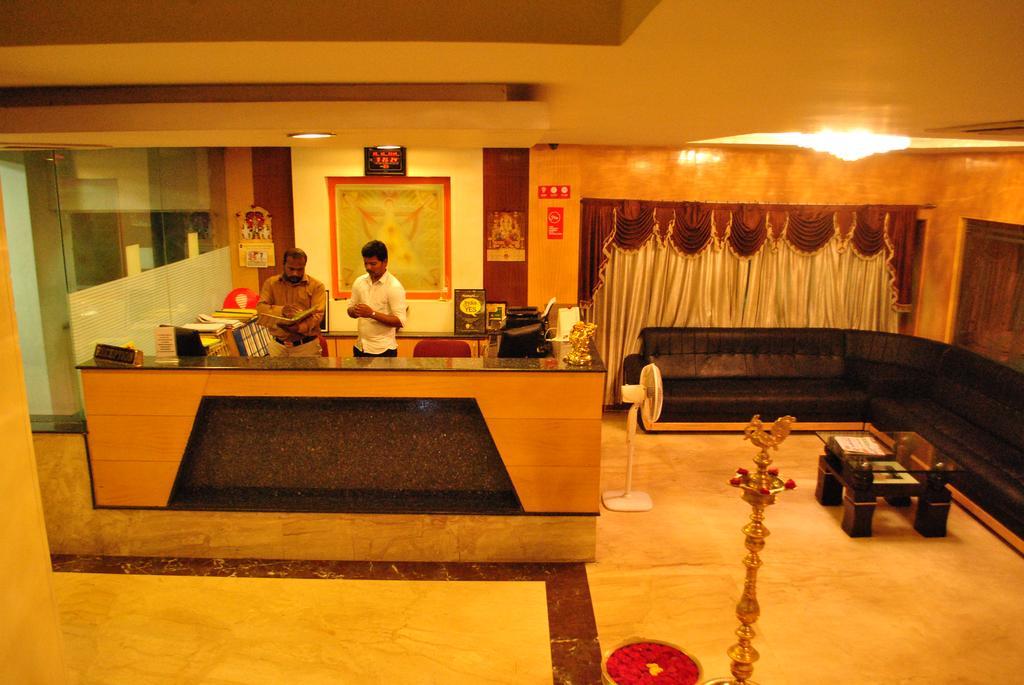 Hotel Sona'S Tiruchirappalli 외부 사진