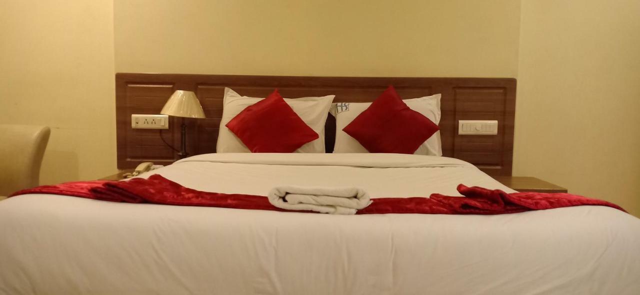 Hotel Sona'S Tiruchirappalli 외부 사진